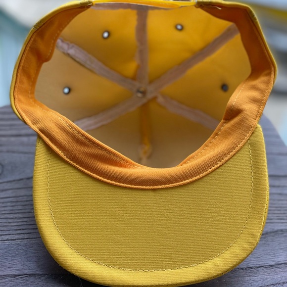 Vintage (80’s/90’s) Corona beach club hat! - Picture 3 of 4